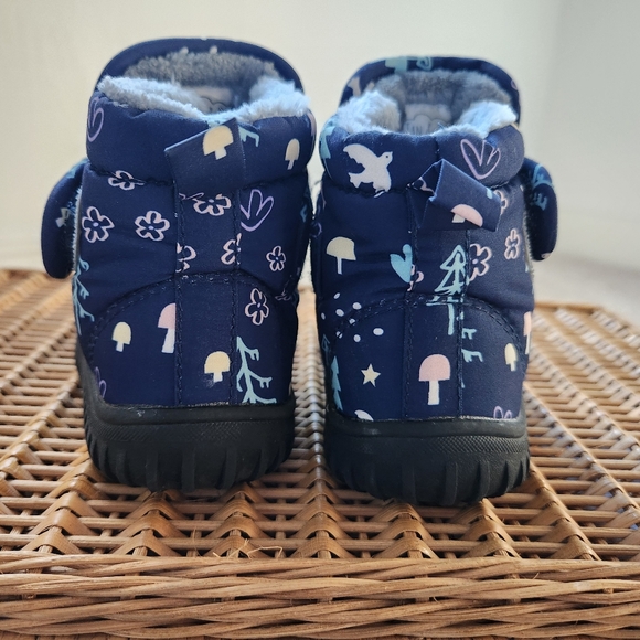 Jan and Jul Insulated Boots - Picture 3 of 7